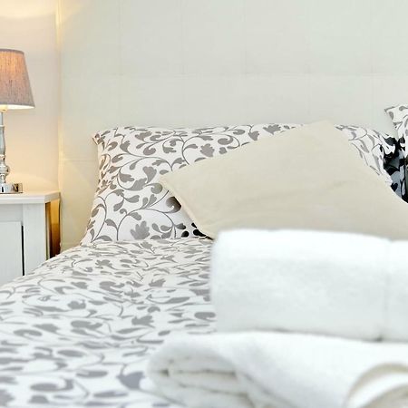 Bbhome Trastevere Station White Chic Apartment Rom Exterior foto